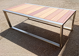 TABLE BASSE EN INOX BROSSE ET TECK
